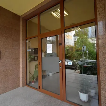 35 Cozy Central 1 Bedroom Apartment With Balcony Sofia Exterior photo